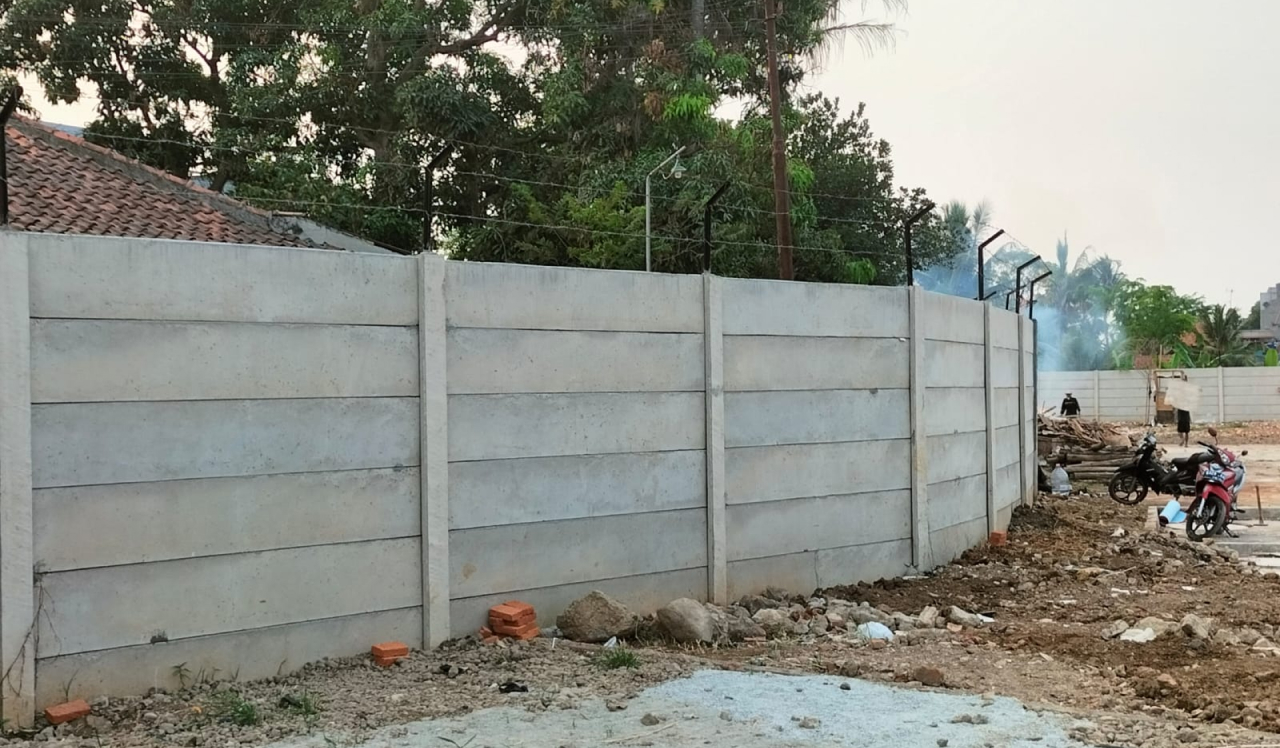 Kolom Pagar Beton